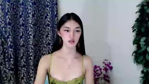 Snapshot of ellamiller69 chatting on September 2025 09:03:02 PM ELLA online show from September 2025 09:03:02 PM
