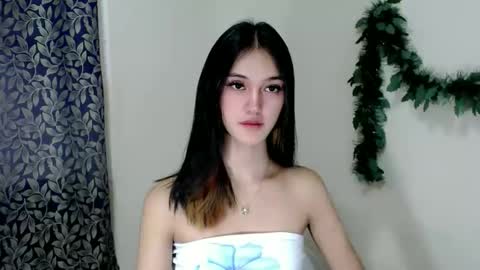 Snapshot of ellamiller69 chatting on September 2025 10:13:01 PM ELLA online show from September 2025 10:13:01 PM