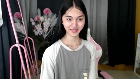 ELLA online show from April 2026 07:17:02 AM