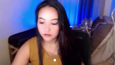 Ella online show from December 2025 01:44:01 AM