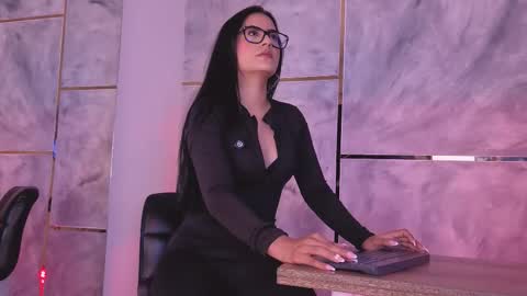  ella  online show from March 2026 11:25:01 AM