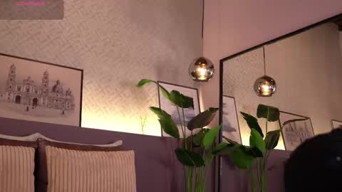 Elle Diane online show from September 2025 10:13:01 PM