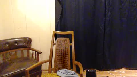Snapshot of ellemermaid chatting on September 2025 12:32:01 PM elle online show from September 2025 12:32:01 PM