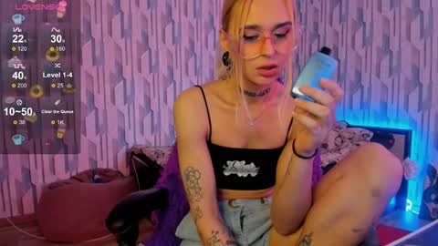 Ellie online show from January 2025 10:21:02 AM