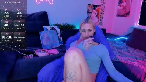 Ellie online show from November 2025 11:10:01 AM