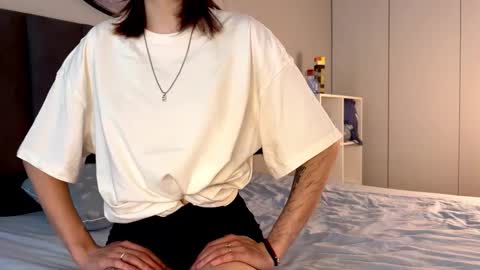 Snapshot of ellie_hollow chatting on September 2025 07:30:01 AM Ellie online show from September 2025 07:30:01 AM