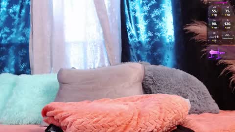 Ellie Ramos online show from February 2025 04:53:01 PM