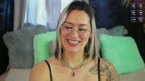 Ellie Ramos online show from September 2025 02:08:01 PM