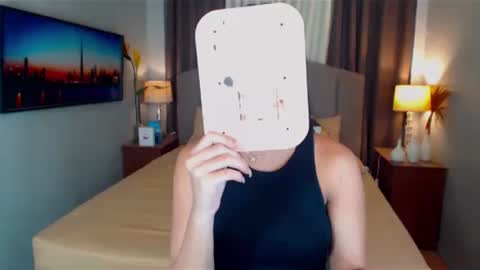 ellie online show from February 2025 02:37:01 AM