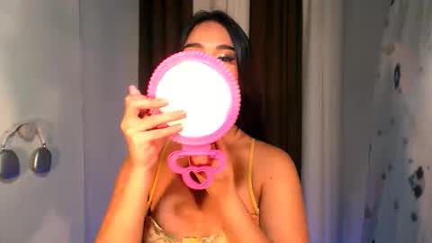 ellie online show from November 2025 04:29:02 PM