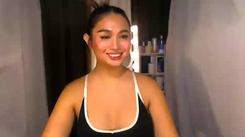 ellie online show from June 2026 06:42:01 PM