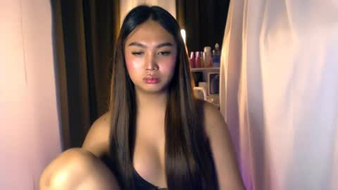 ellie online show from July 2026 12:04:01 AM