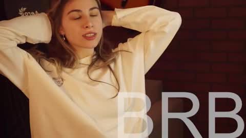 elliecutes online show from March 2025 05:32:01 AM