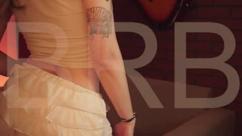 elliecutes online show from April 2026 05:41:01 AM