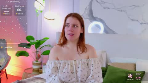 elliegarson__ online show from June 2026 05:25:01 PM