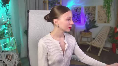 Elli online show from April 2026 06:07:01 AM