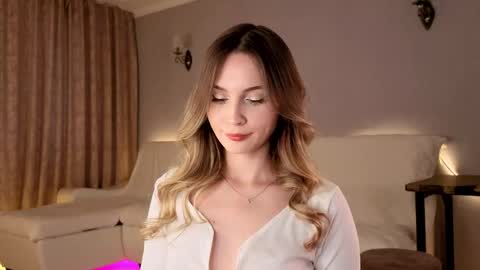 Snapshot of ellijoys chatting on April 2026 12:50:02 PM ellijoys online show from April 2026 12:50:02 PM