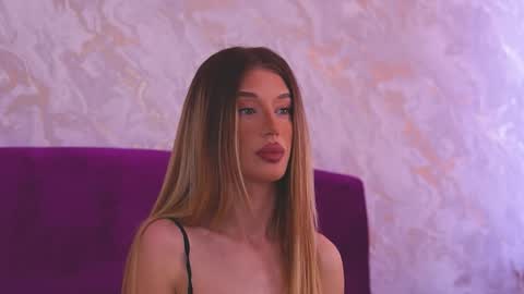 EllinaNuria online show from April 2026 04:21:01 AM