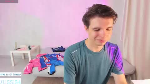 elliot_winki online show from July 2026 08:55:01 PM