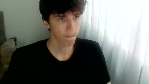 Elliot Damri online show from July 2026 03:07:02 PM