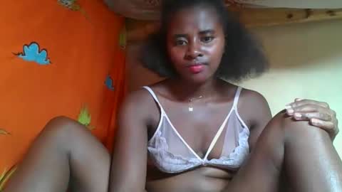 Ellodi online show from May 2026 08:42:01 AM