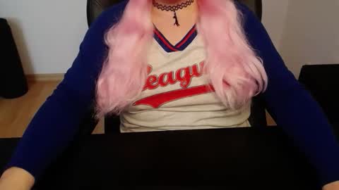 Elly online show from March 2026 07:13:02 AM