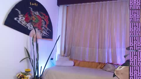 Emy Castro online show from March 2026 12:37:02 AM