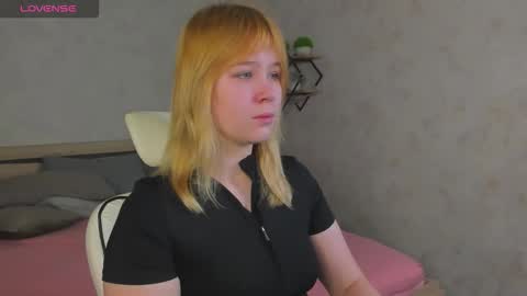 ellya_castro online show from November 2025 12:02:01 AM