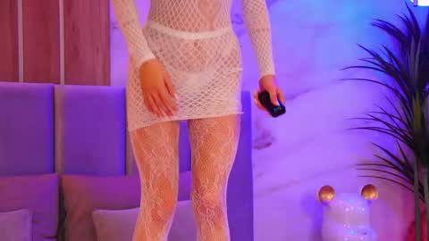 Elly online show from January 2026 08:44:01 PM