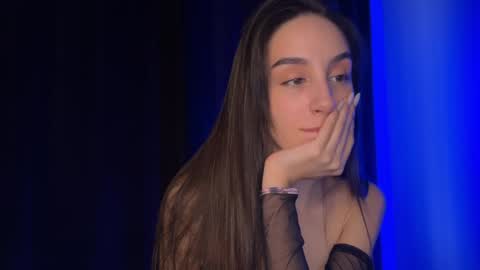 Im online Fri Sun Mon Tue Thu Fri Sat3 from 1000 online show from January 2025 08:30:02 AM