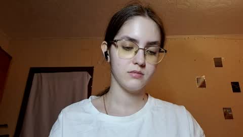 Kate online show from April 2026 02:36:02 PM