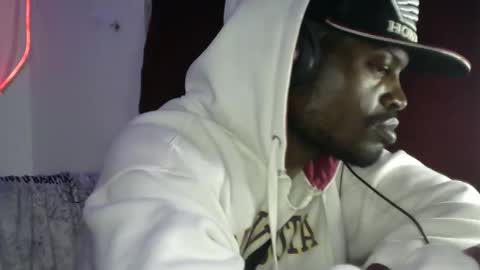 Snapshot of elniga21 chatting on November 2025 04:22:02 AM EL NIIGGGAA  21                                                                  EL NIGGA  21 online show from November 2025 04:22:02 AM