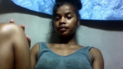 elodie228680 online show from June 2026 02:33:01 PM