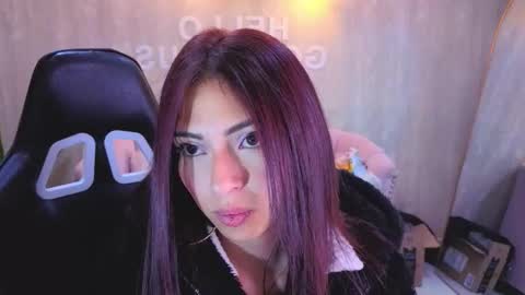 Elody  online show from January 2026 03:20:02 AM