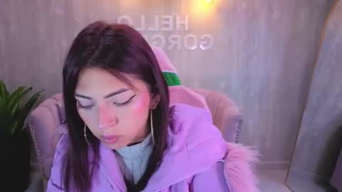 Elody  online show from January 2026 03:20:02 AM