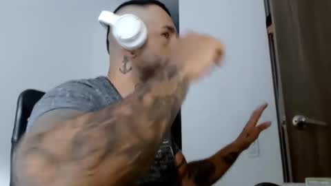 elosocazador online show from January 2025 12:18:01 PM