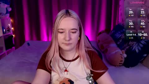 Snapshot of elovinora chatting on December 2024 08:36:02 PM Ela give me a thumbs up if you like it  and this is important for the development of the account online show from December 2024 08:36:02 PM