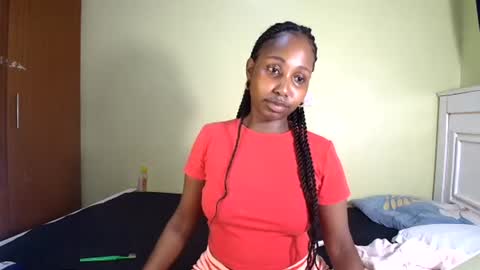 Snapshot of elowen655796 chatting on July 2026 07:01:01 AM ELOWENA online show from July 2026 07:01:01 AM