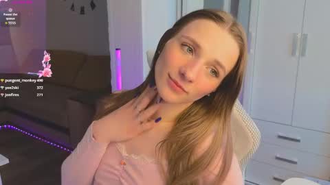 elsa_cute1 online show from April 2026 06:19:01 AM