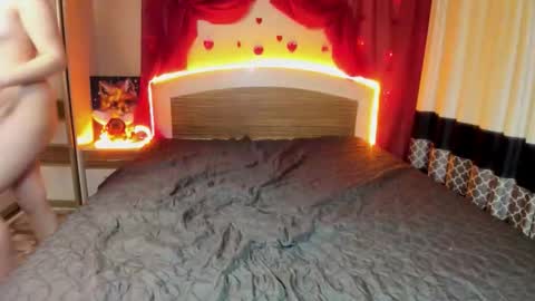 Snapshot of elsa_hot_here chatting on December 2025 01:37:02 PM Elsa online show from December 2025 01:37:02 PM