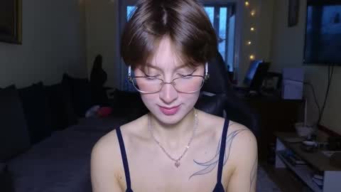 elsaangel online show from February 2026 02:10:01 AM