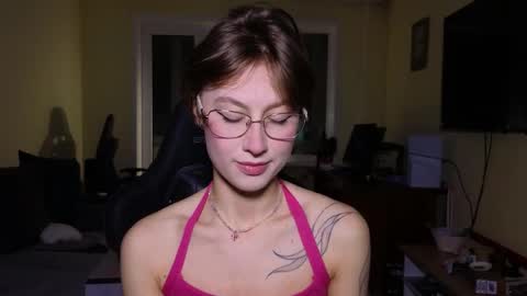 elsaangel online show from February 2026 01:18:01 PM