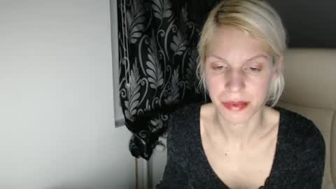 Snapshot of elssa_rush chatting on March 2025 08:53:01 PM elssa_rush online show from March 2025 08:53:01 PM