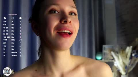 Sophie online show from March 2025 03:12:02 AM