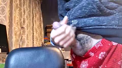 elvergg1 online show from December 2025 09:47:02 AM