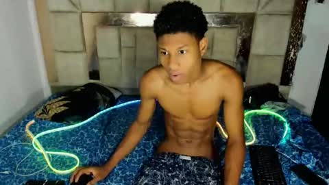 Snapshot of elvergon040 chatting on April 2026 06:25:02 PM elvergon040 online show from April 2026 06:25:02 PM