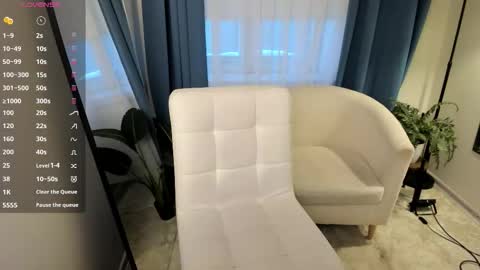 Erica  online show from February 2026 01:33:02 PM