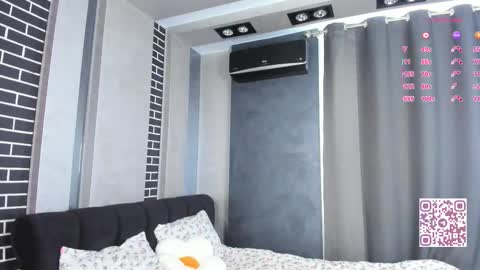 Alex online show from September 2025 03:40:01 AM