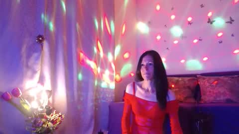 Elisa online show from June 2026 07:08:02 PM