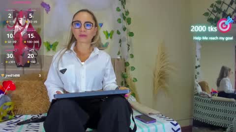 Snapshot of ema_garciaa chatting on March 2025 03:05:02 PM ema garcia  online show from March 2025 03:05:02 PM